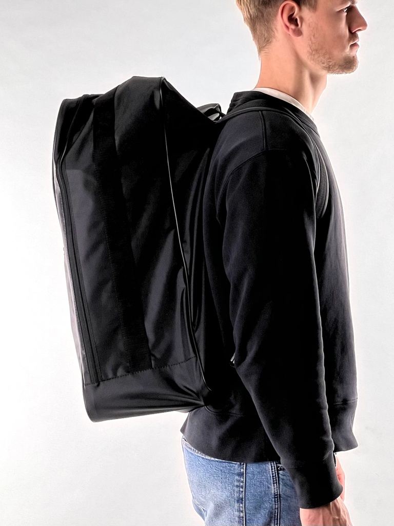 Kwiggle backpack